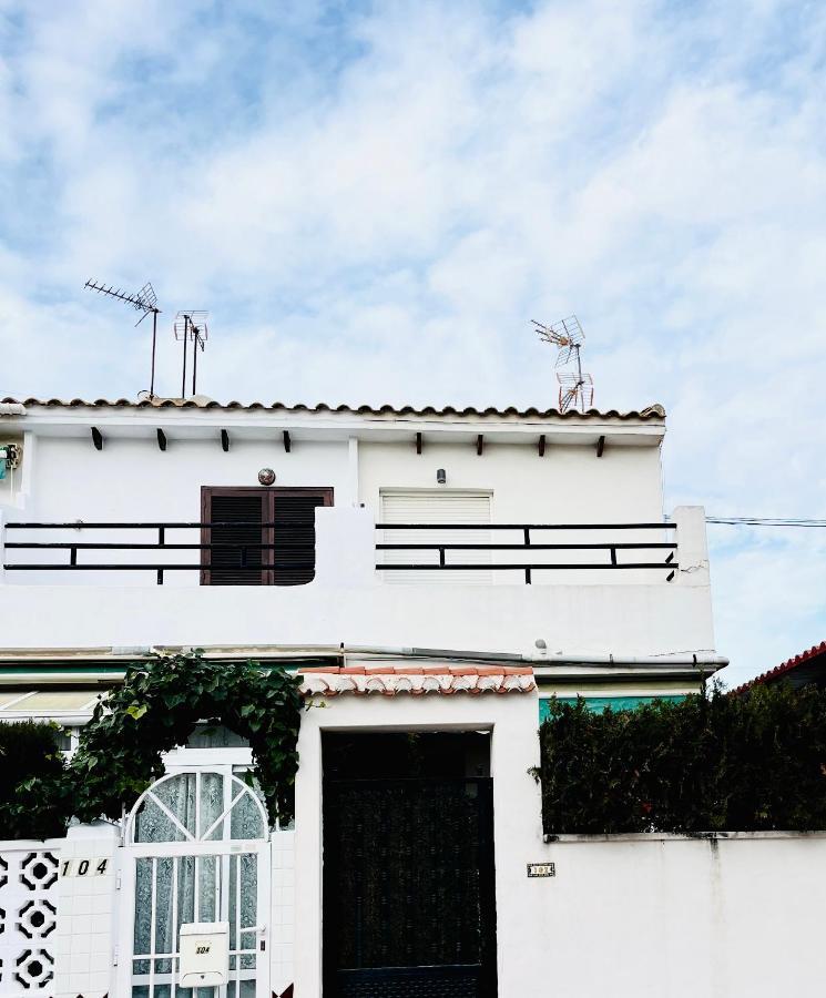 Sunny Bungalow Near The Sea And Petanque Field Apartment Torrevieja Exterior photo